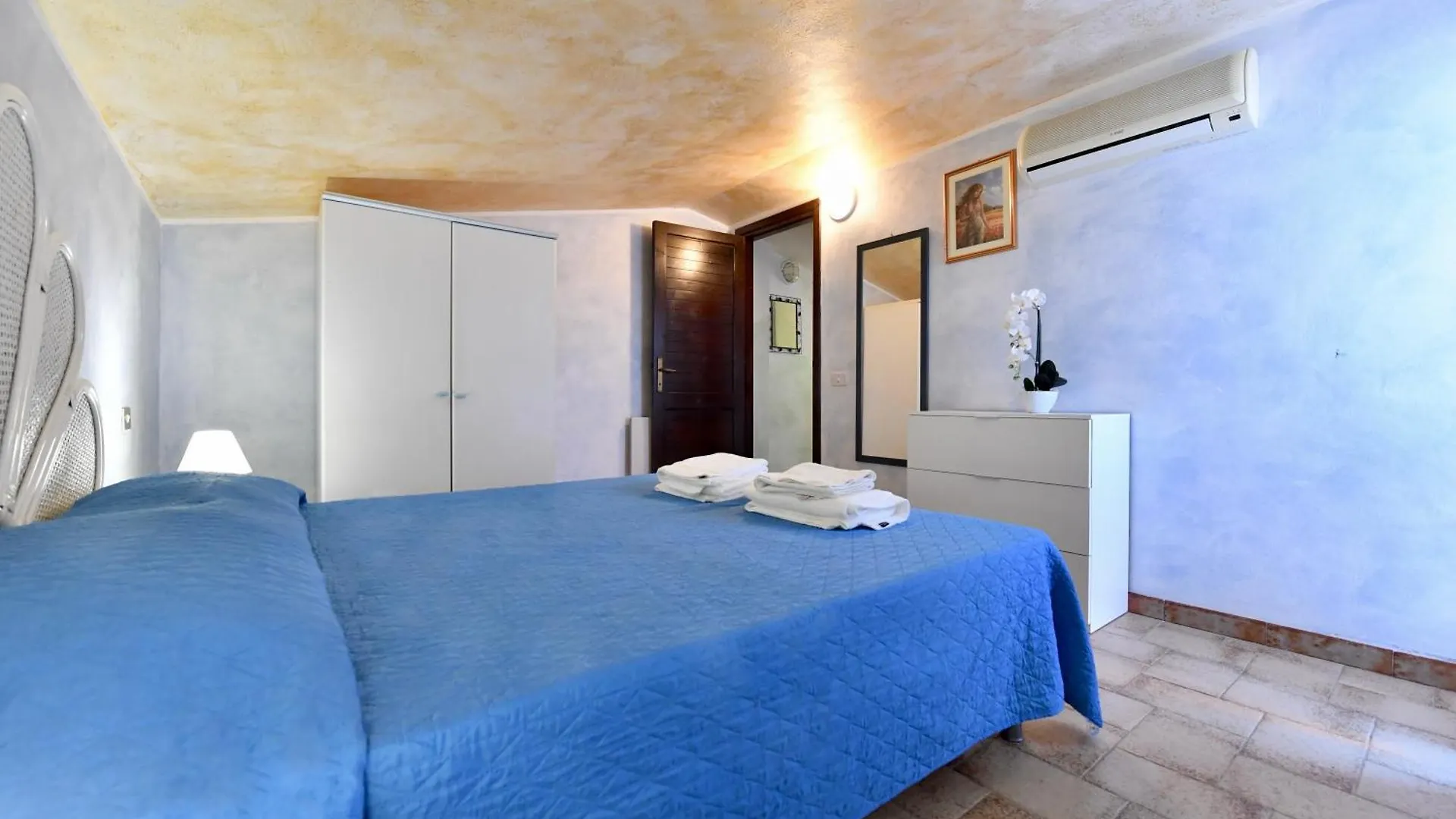 Willa Casa Franceschi Putzu Idu 0*,